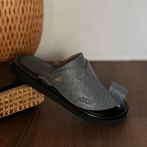 جلد نعام رمادي طبيعي