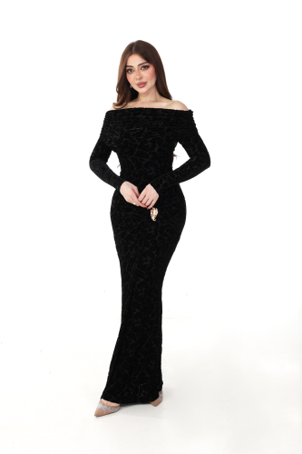 A luxurious black velvet dress SIZE:(L)