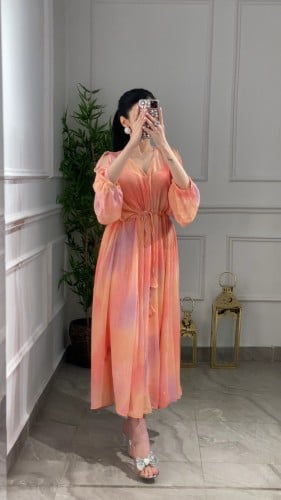 فستان شيفون بطابع مموج