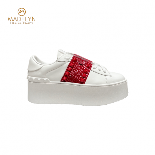 سنيكر Valentino