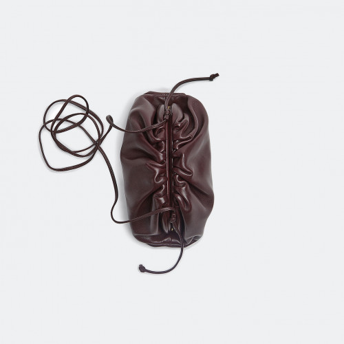 شنطة بوتيجا فينيتا جلد طبيعي Bottega Veneta