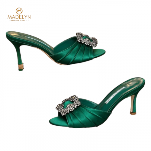 كعب مانولو بلانيك