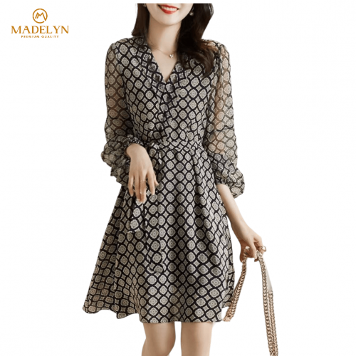 فستان فالنتينو