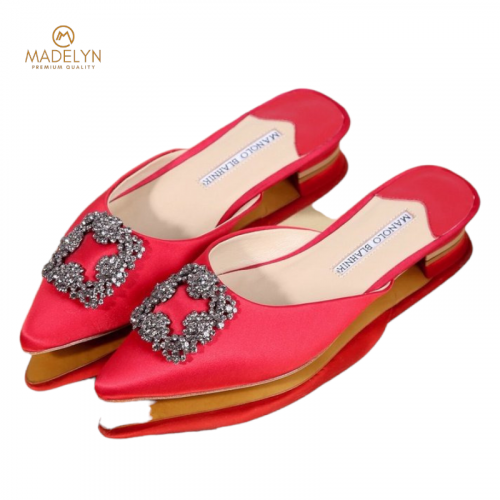 كعب مانولو بلانيك