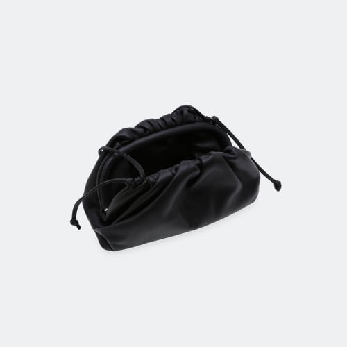 شنطة بوتيجا فينيتا جلد طبيعي Bottega Veneta