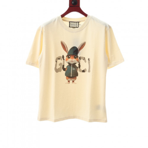 تيشيرت من جوتشي