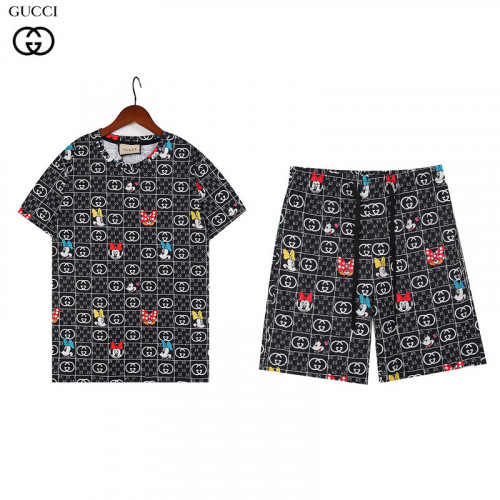 طقم جوتشي مميز بتصميم عصري