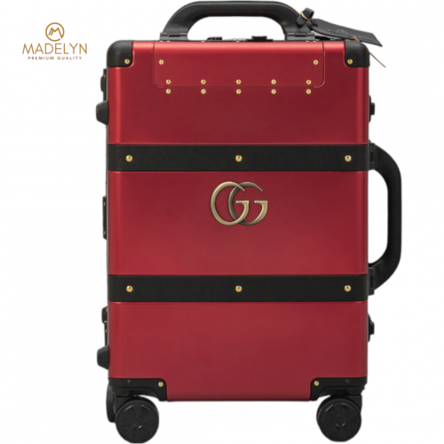 شنطة سفر من GUCCI