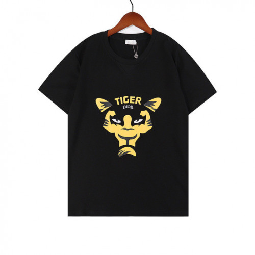 تيشيرت ديور من القطن النقي بتصميم تايقر