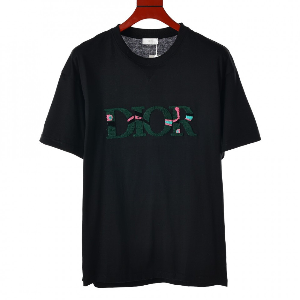 Dior T-shirt with luxurious embroidery made of pure cotton (100