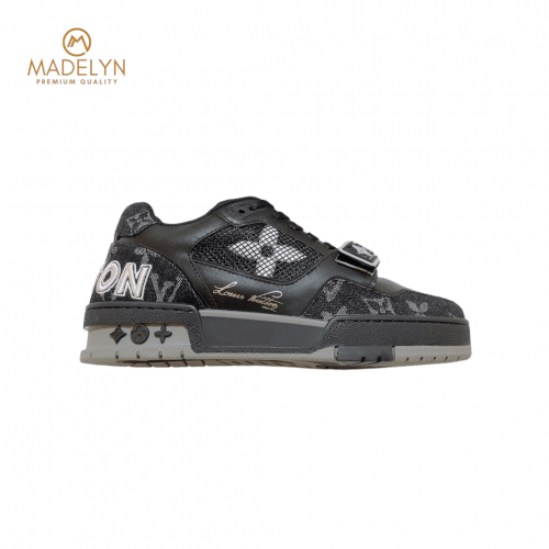 سنيكر لويس فيتون