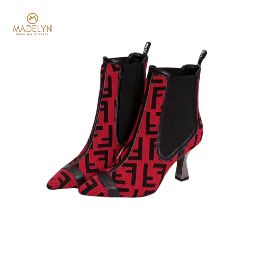 بوت بكعب من فندي