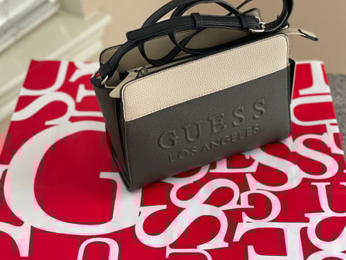 شنطة ماركة قيس