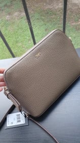 شنطة ماركة DKNY