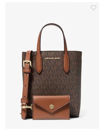 شنطة ماركة مايكل كورس