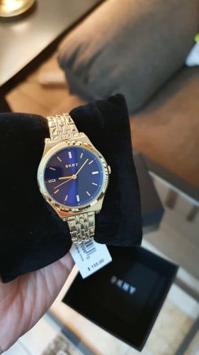 ساعة ماركة DKNY