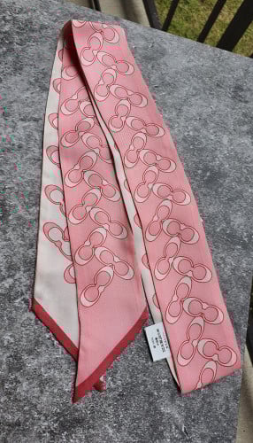 شريطة ماركة كوتش