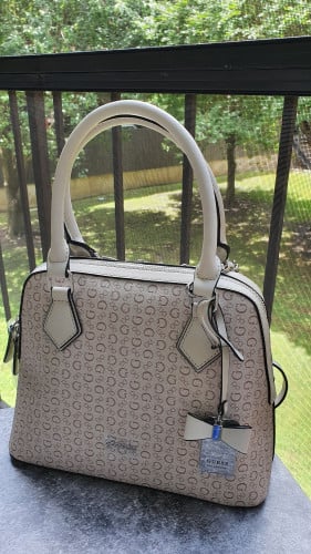 شنطة ماركة قيس