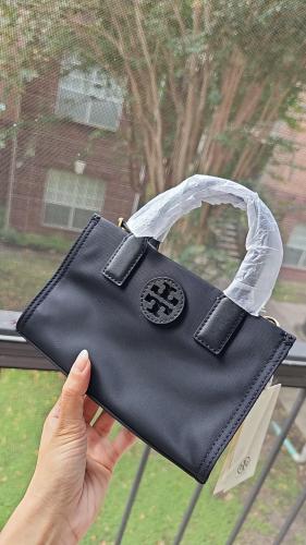 شنطة ماركة توري بورتش