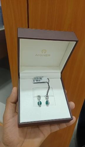 طقم حلق وإسوارة ماركة اقنر