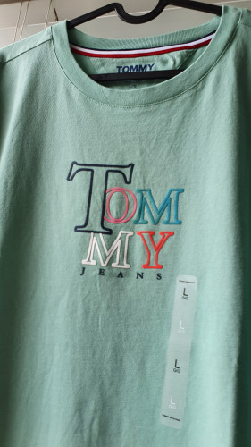 فستان ماركة تومي هيلفيقر