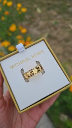 دبلة ماركة مايكل كورس