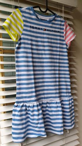 فستان بناتي ماركة تومي هيلفيقر