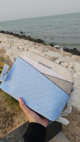 شنطة ماركة مايكل كورس