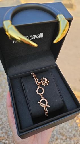 إسوارة ماركة روبرتوكفالي