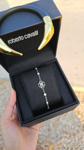 إسوارة ماركة روبرتوكفالي