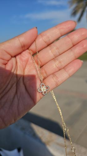 سلسال ماركة توري بورتش