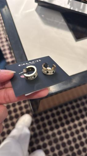 حلق ماركة كوتش