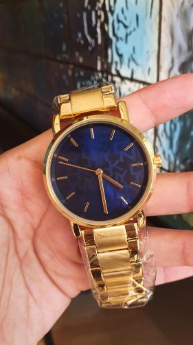 ساعة ماركة DKNY