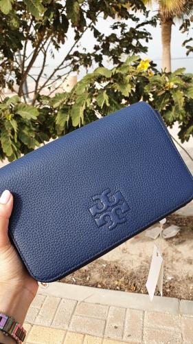 شنطة توري بورتش صغيرة