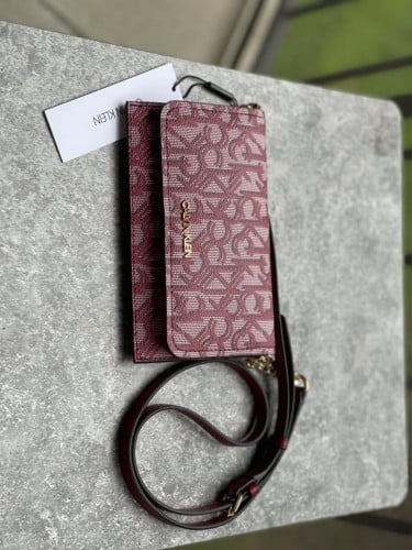 شنطة/محفظة ماركة كالفن كلاين