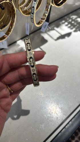 إسوارة ماركة كوتش