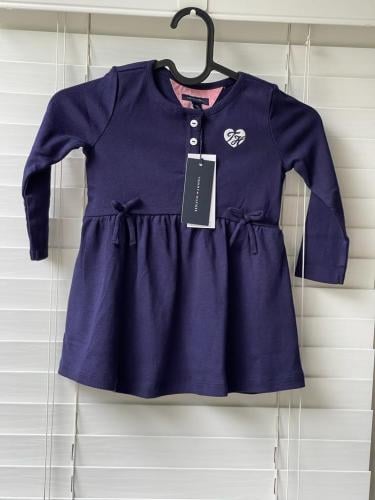 فستان ماركة تومي هيلفيقر