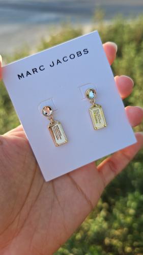 حلق ماركة مارك جيكوبس