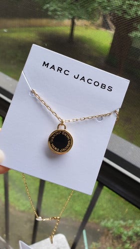 سلسال مارك جيكوبس