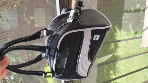 شنطة ماركة بوما