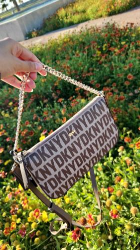 شنطة ماركة DKNY