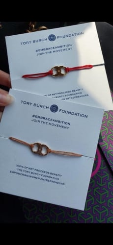 إسوارة الصداقة ماركة توري بورتش