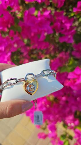 إسوارة ماركة مايكل كورس