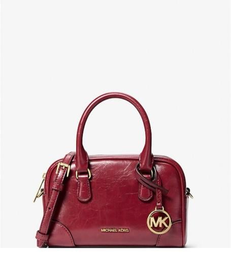 شنطة ماركة مايكل كورس