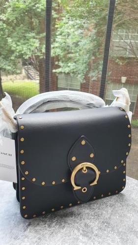 شنطة ماركة كوتش