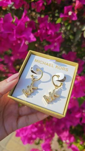 حلق ماركة مايكل كورس