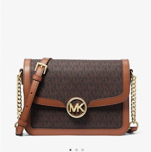 شنطة ماركة مايكل كورس