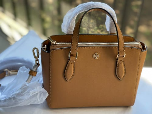 شنطة ماركة توري بورتش