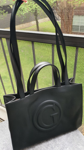 شنطة كبيرة ماركة قيس