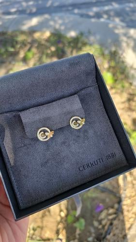 حلق ماركة شيروتي